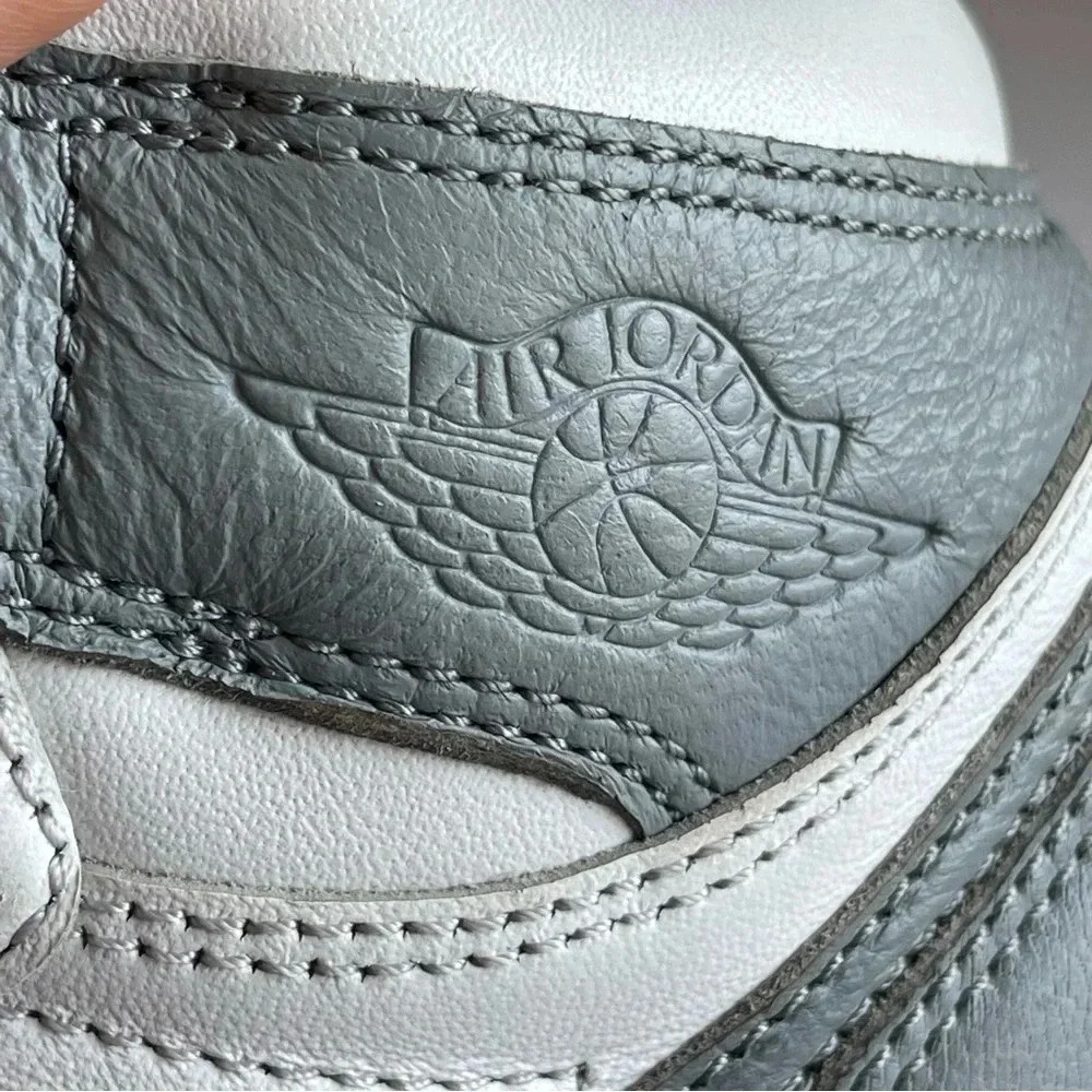 Nike Air Jordan 1 Retro High OG Stealth GS Size 4.0Y Shoes White Grey - Picture 7 of 10